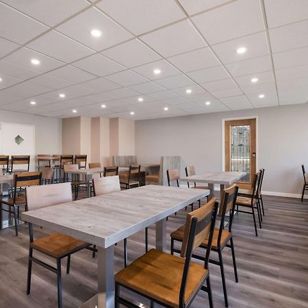 Surestay Plus Hotel By Best Western Upland - Ontario North ภายนอก รูปภาพ