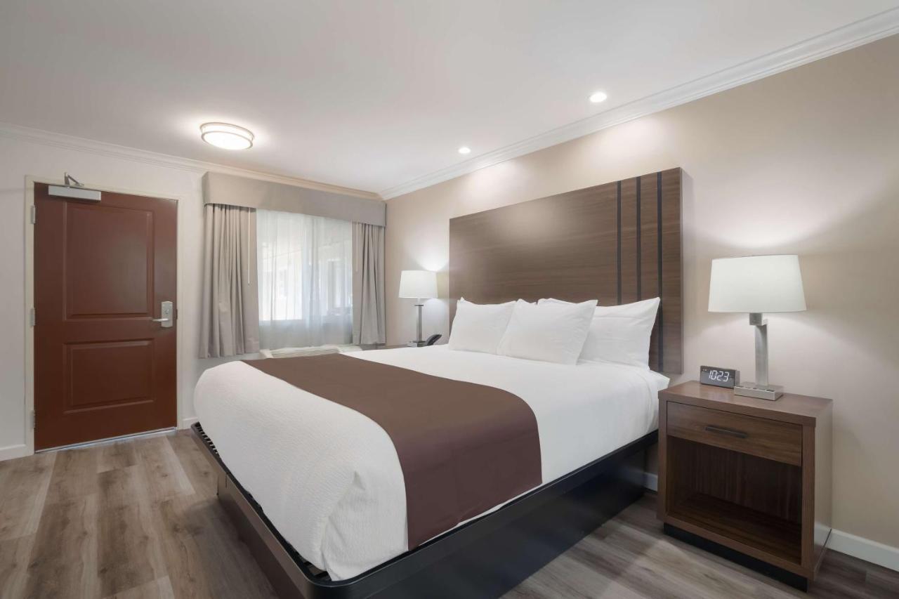Surestay Plus Hotel By Best Western Upland - Ontario North ภายนอก รูปภาพ
