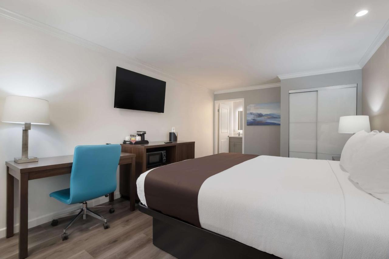 Surestay Plus Hotel By Best Western Upland - Ontario North ภายนอก รูปภาพ